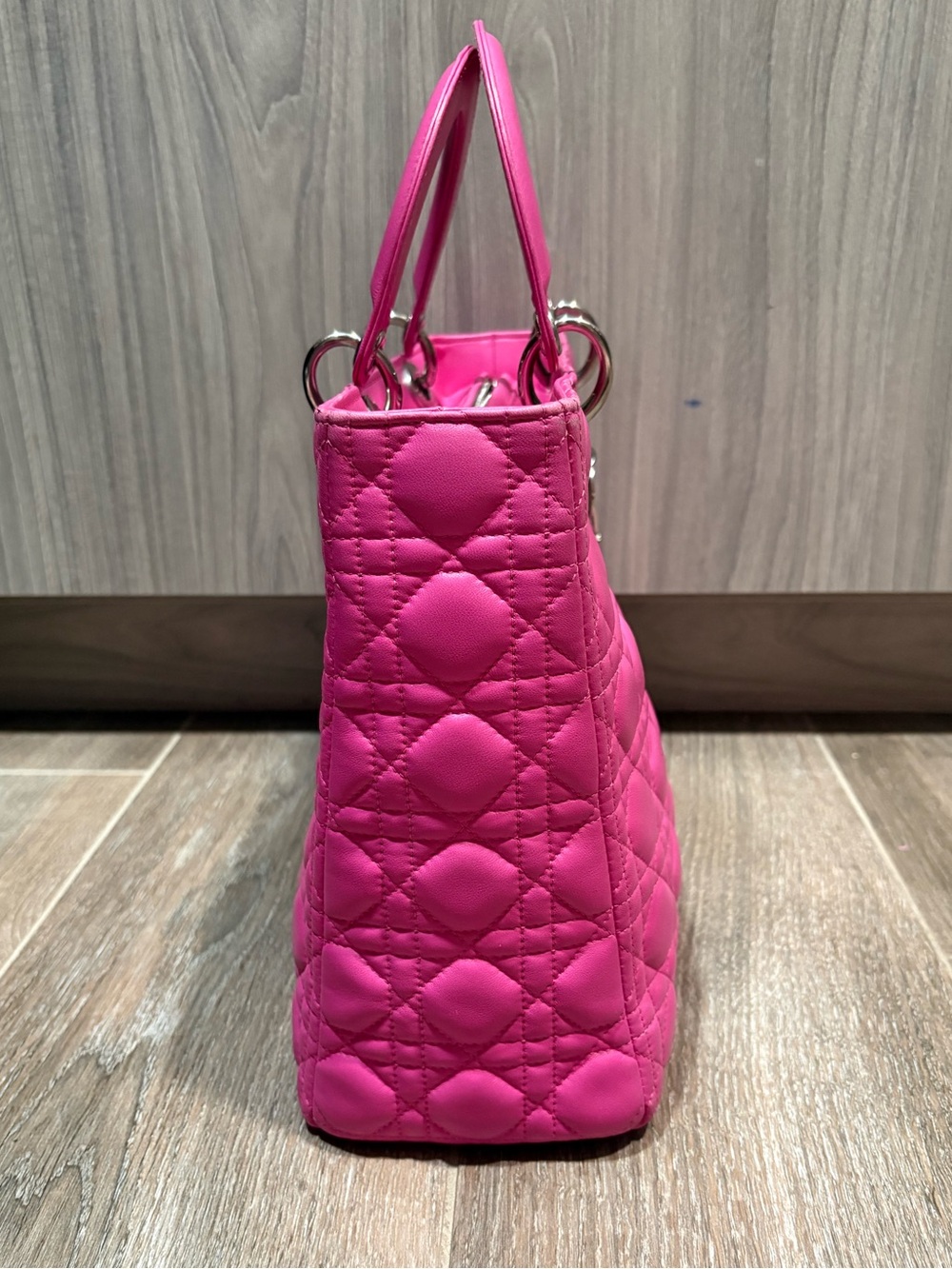 Large Lady Dior Bag in Hot Pink with silver hardware - Picture 4 of 15